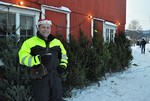 Juletreselger og kroppsbygger ystein Solem var kry av den blinkende lua si.